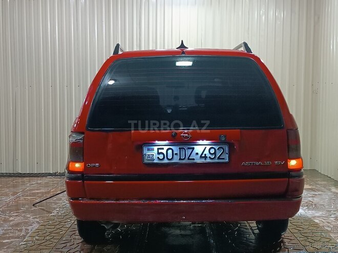 Opel Astra 1996, 100,000 km - 1.6 л - Bakı