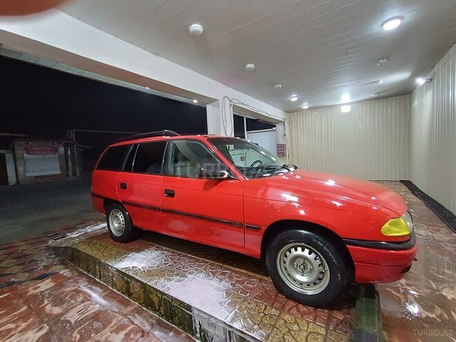 Opel Astra 1996, 100,000 km - 1.6 л - Bakı