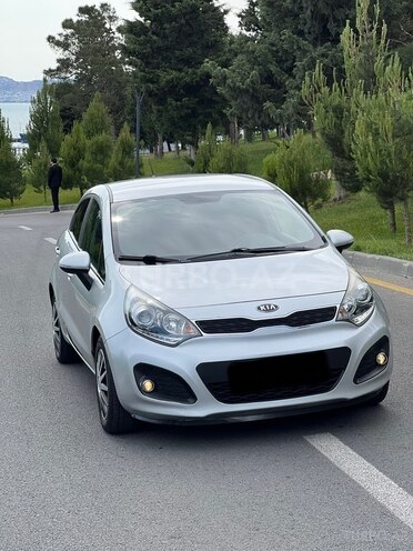 Kia Rio 2011, 305,000 km - 1.1 l - Bakı
