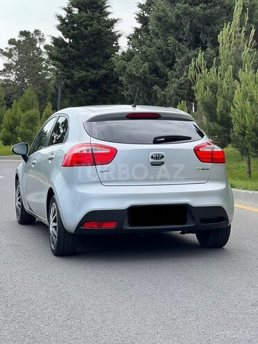 Kia Rio 2011, 305,000 km - 1.1 l - Bakı