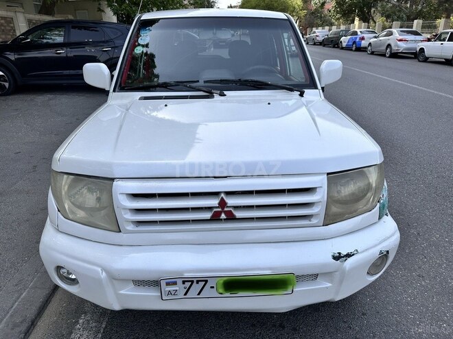 Mitsubishi Pajero io 1999, 285,000 km - 1.8 l - Bakı