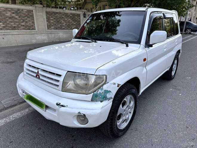Mitsubishi Pajero io 1999, 285,000 km - 1.8 l - Bakı