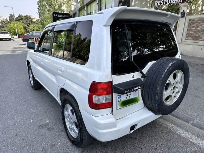 Mitsubishi Pajero io 1999, 285,000 km - 1.8 l - Bakı