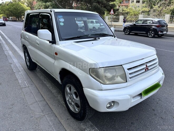 Mitsubishi Pajero io 1999, 285,000 km - 1.8 l - Bakı