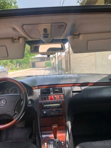 Mercedes E 200 1996, 45,000 km - 2.0 l - Mingəçevir