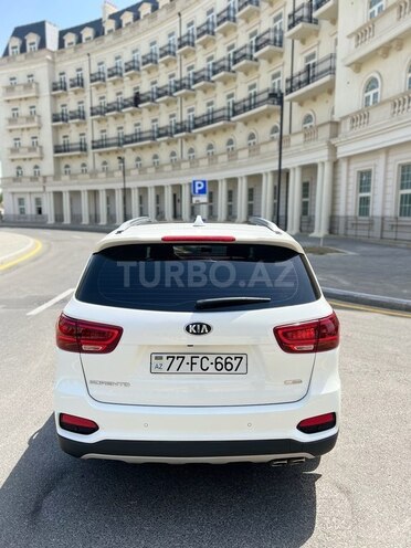 Kia Sorento 2018, 105,500 km - 2.0 l - Bakı