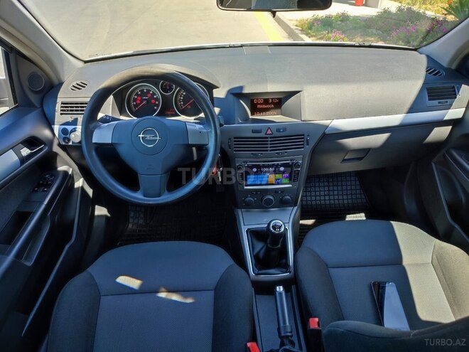Opel Astra 2005, 180,000 km - 1.4 l - Bakı