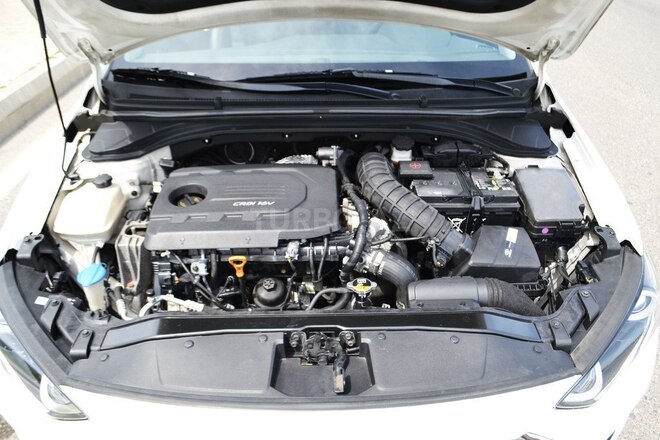 Hyundai Elantra 2015, 194,000 km - 1.6 л - Bakı