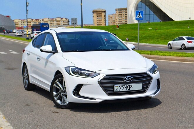 Hyundai Elantra 2015, 194,000 km - 1.6 л - Bakı