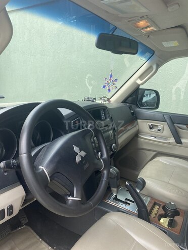 Mitsubishi Pajero 2007, 180,000 km - 3.0 l - Bakı