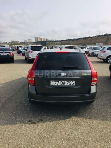 Kia Ceed 2010, 178,300 km - 1.6 l - Biləsuvar