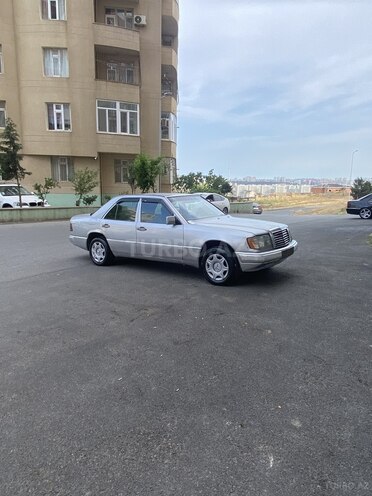 Mercedes C 220 1992, 121,122 km - 2.2 l - Bakı