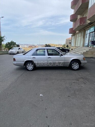 Mercedes C 220 1992, 121,122 km - 2.2 l - Bakı