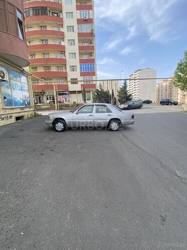 Mercedes C 220 1992, 121,122 km - 2.2 l - Bakı