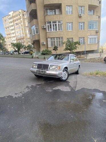 Mercedes C 220 1992, 121,122 km - 2.2 l - Bakı