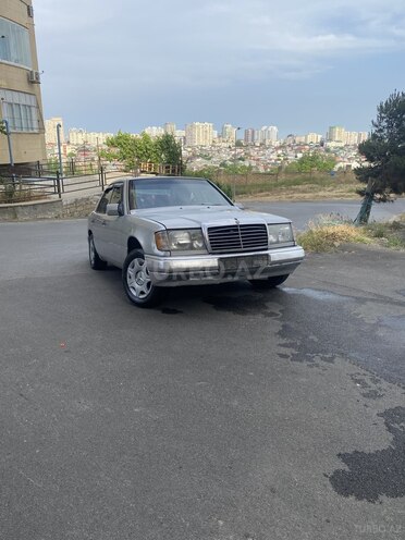 Mercedes C 220 1992, 121,122 km - 2.2 l - Bakı