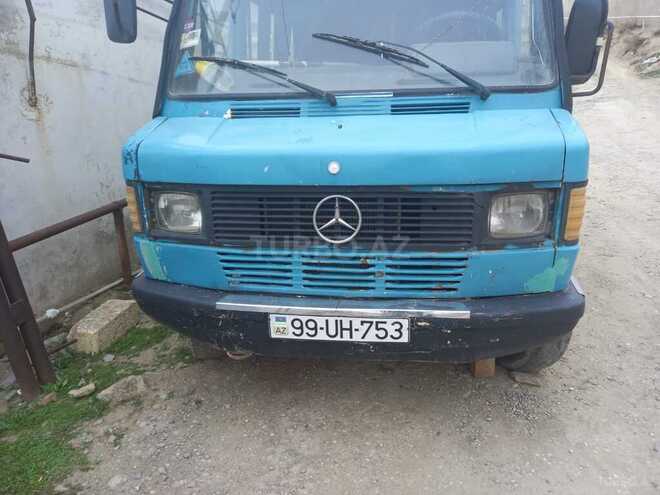 Mercedes 208 D 1994, 200,000 km - 2.3 l - Bakı