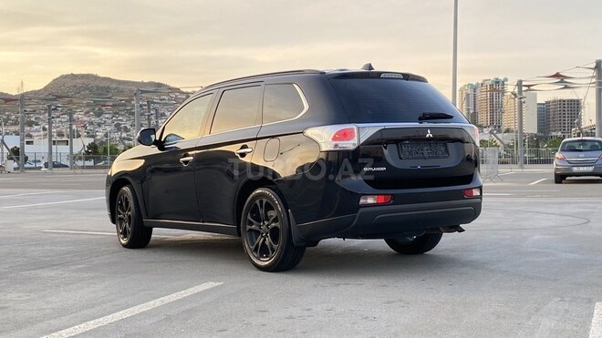 Mitsubishi Outlander 2013, 282,000 km - 2.4 l - Bakı