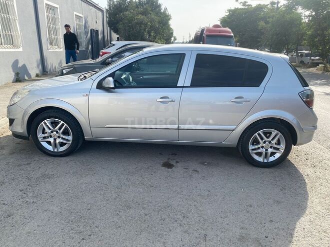 Opel Astra 2007, 179,000 km - 1.4 л - Xırdalan