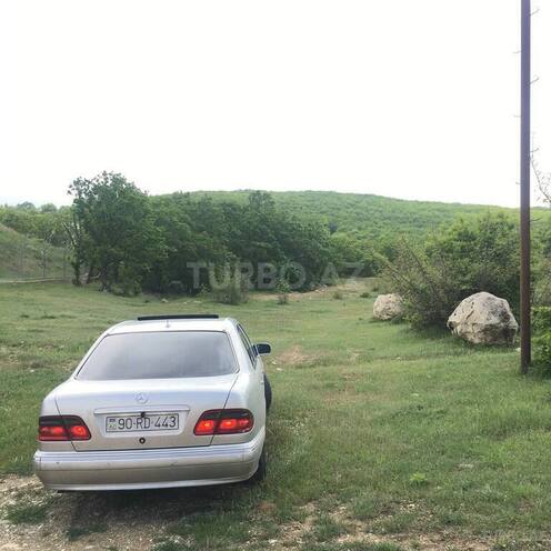 Mercedes E 270 2001, 395,000 km - 2.7 л - Bakı