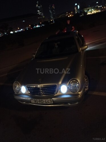 Mercedes E 270 2001, 395,000 km - 2.7 л - Bakı