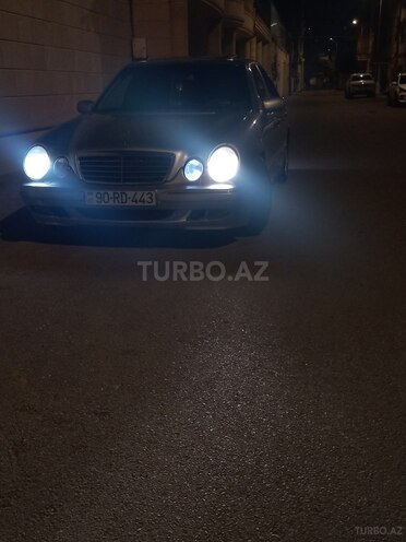 Mercedes E 270 2001, 395,000 km - 2.7 л - Bakı