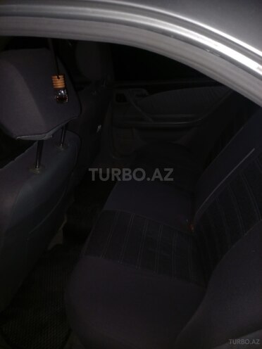 Mercedes E 270 2001, 395,000 km - 2.7 л - Bakı