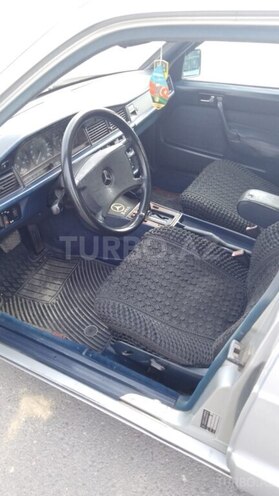 Mercedes 190 1989, 41,932 km - 2.0 l - Bakı