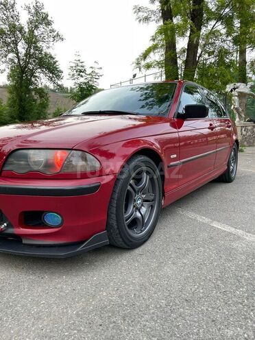 BMW 320 2001, 268,080 km - 2.2 l - Quba