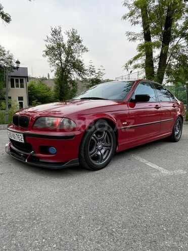 BMW 320 2001, 268,080 km - 2.2 l - Quba