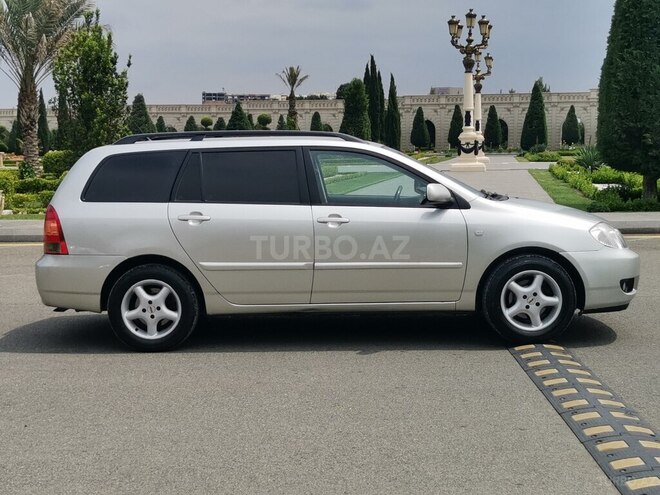 Toyota Corolla 2006, 285,346 km - 1.4 l - Gəncə