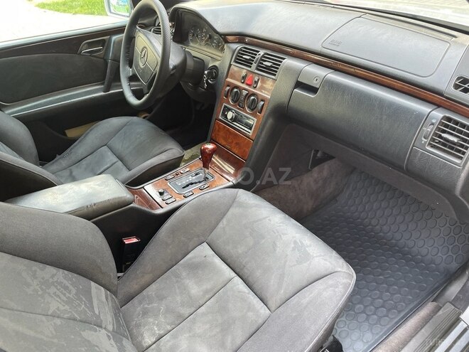 Mercedes E 200 1995, 341,000 km - 2.0 l - Bakı