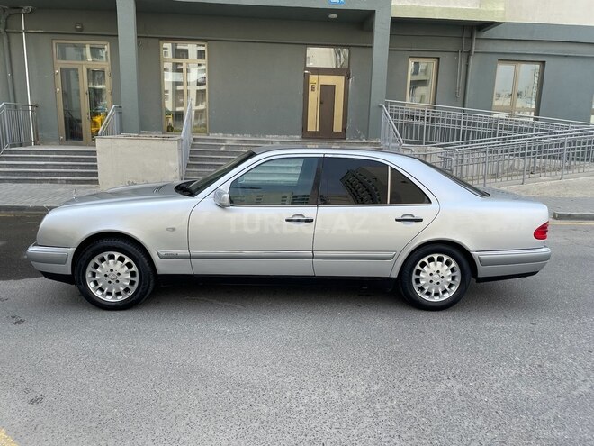 Mercedes E 200 1995, 341,000 km - 2.0 l - Bakı