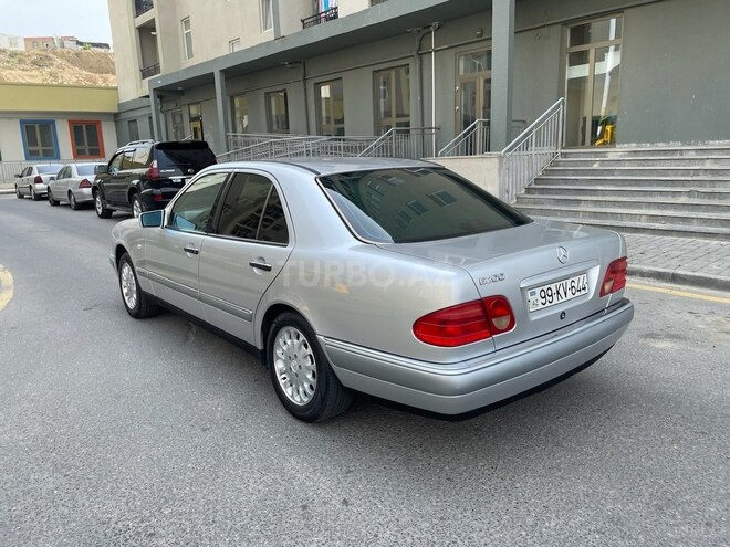 Mercedes E 200 1995, 341,000 km - 2.0 l - Bakı