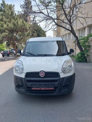 Fiat Doblo 2011, 225,000 km - 1.4 l - Bakı