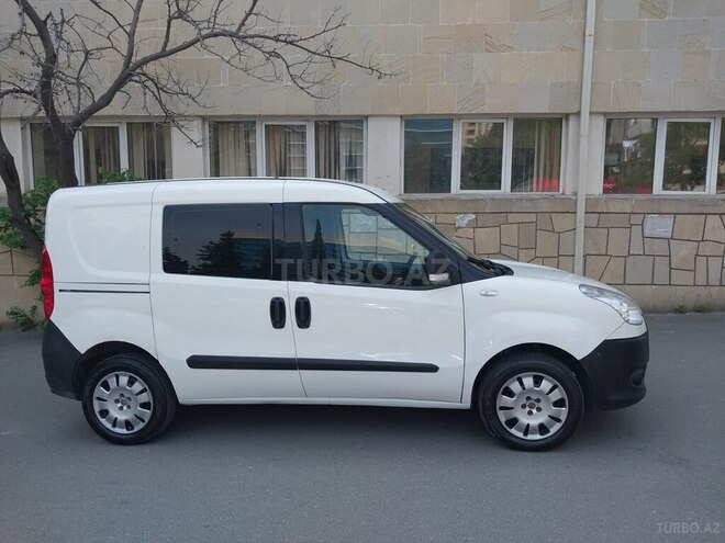 Fiat Doblo 2011, 225,000 km - 1.4 l - Bakı