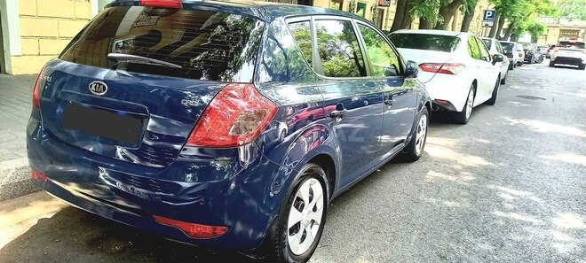 Kia Ceed 2009, 380,000 km - 1.6 l - Bakı