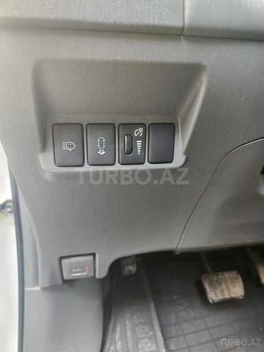 Toyota Prius V 2013, 167,000 km - 1.8 l - Bakı