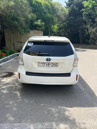 Toyota Prius V 2013, 167,000 km - 1.8 l - Bakı