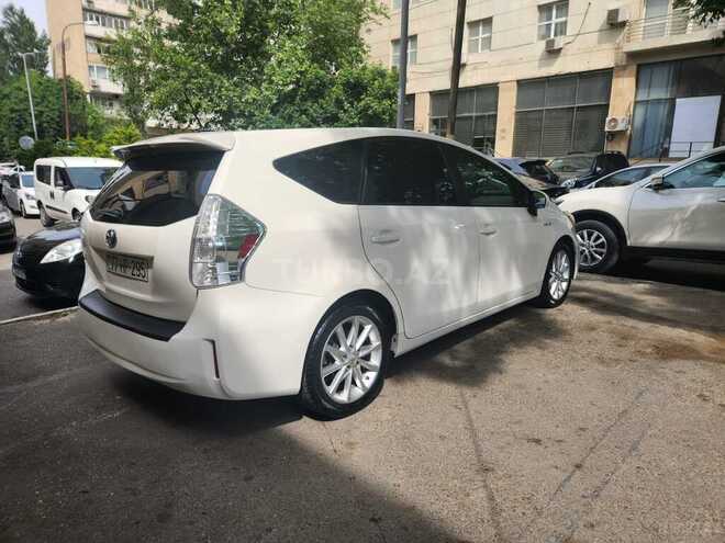 Toyota Prius V 2013, 167,000 km - 1.8 l - Bakı