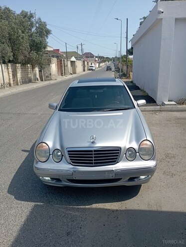 Mercedes E 220 2000, 438,350 km - 2.2 l - Xırdalan
