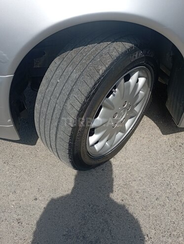 Mercedes E 220 2000, 438,350 km - 2.2 l - Xırdalan