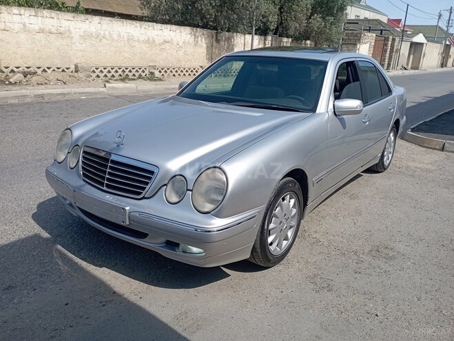 Mercedes E 220 2000, 438,350 km - 2.2 l - Xırdalan