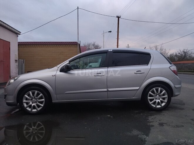 Opel Astra 2004, 186,000 km - 1.4 l - Balakən
