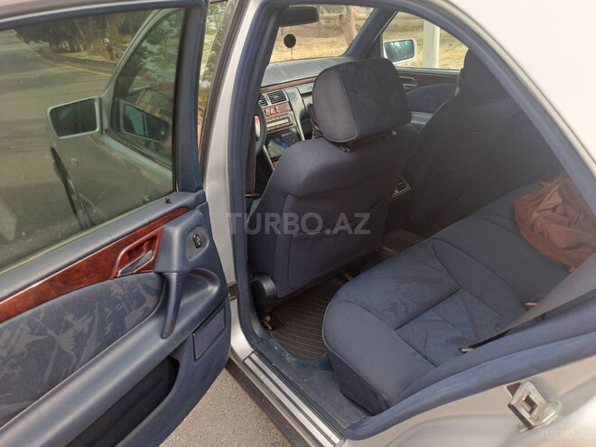 Mercedes E 280 1997, 390,000 km - 2.8 l - Bakı