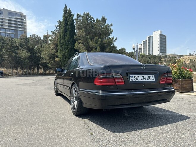 Mercedes E 240 2000, 335,000 km - 2.4 l - Bakı