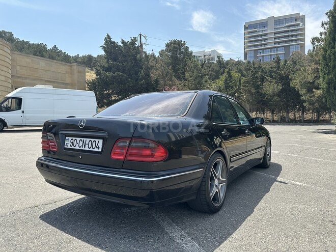 Mercedes E 240 2000, 335,000 km - 2.4 l - Bakı