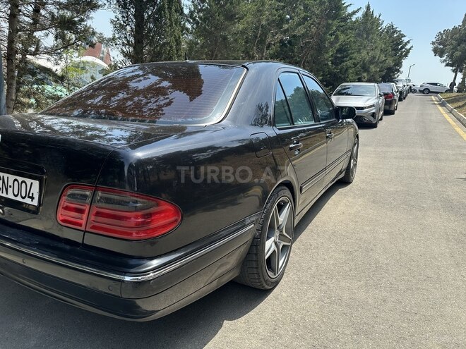 Mercedes E 240 2000, 335,000 km - 2.4 l - Bakı