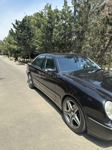 Mercedes E 240 2000, 335,000 km - 2.4 l - Bakı