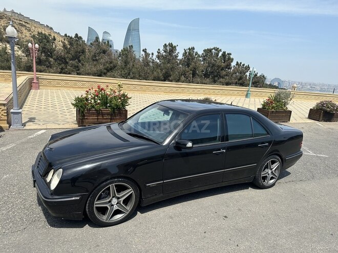 Mercedes E 240 2000, 335,000 km - 2.4 l - Bakı